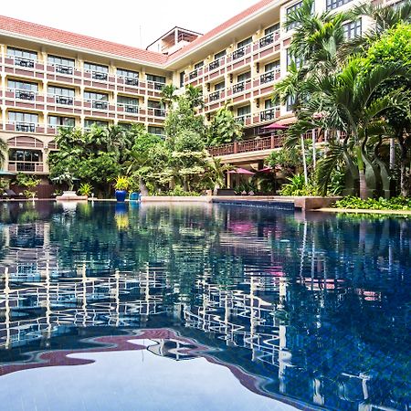 Prince Angkor Hotel & Spa Sziemreap Kültér fotó