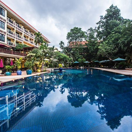 Prince Angkor Hotel & Spa Sziemreap Kültér fotó