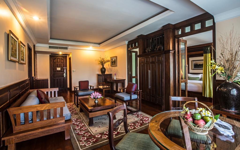 Prince Angkor Hotel & Spa Sziemreap Kültér fotó